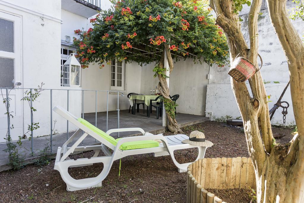 Family House Garden Villa Понта Делгада Стая снимка