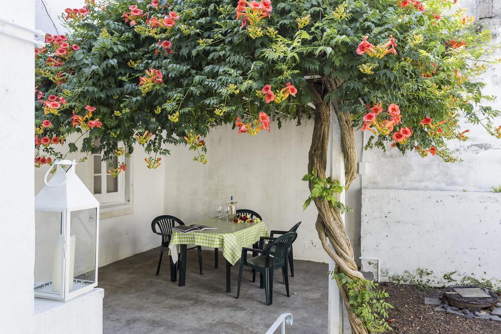 Family House Garden Villa Понта Делгада Стая снимка